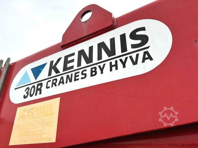 Open semitrailer SCHWARZMÜLLER Roll Kran Kennis 30R Drehkranz/2x gelenkt/Miete