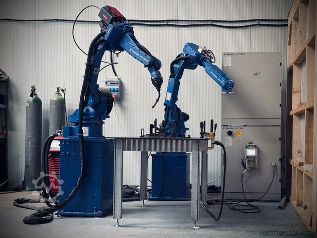 Industrial robot Yaskawa MA1400 + HP20D