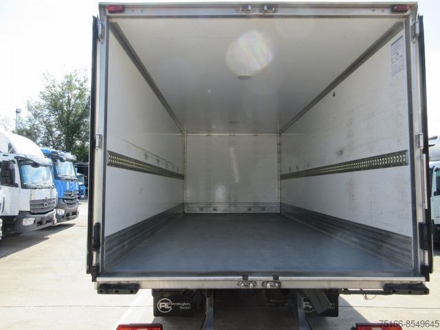 Box van MERCEDES-BENZ ATEGO 818 L ISOLIER-Koffer 5,80 m*Türen*Luft HA