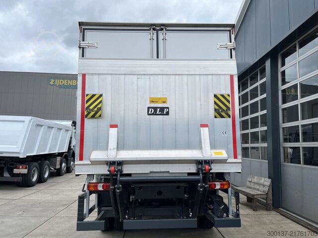 Refrigerated/frozen transport Mercedes-Benz Atego 1725 4x4 Refrigerator Truck