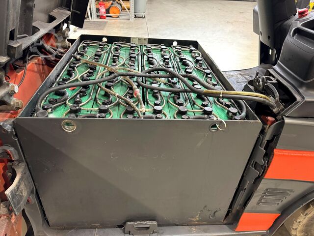 2011 service + safety inspection (UVV) valid until 09/2027 Linde E25L
