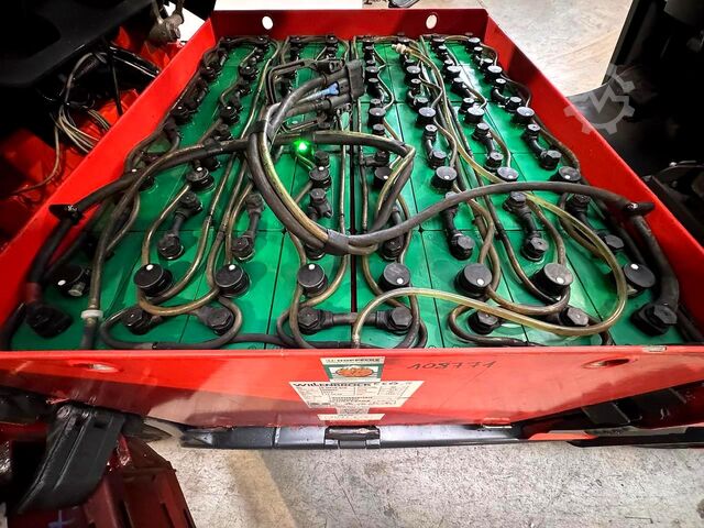2018 serviced + safety inspection (UVV) valid until 02/2027, 12,087 operating hours Linde E25L
