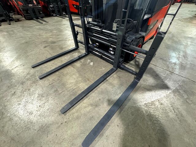 2020 Service + UVV 01/2027 11.450 Stunde Linde E30HL
