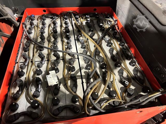 2020 Service + UVV 01/2027 11.450 Stunde Linde E30HL