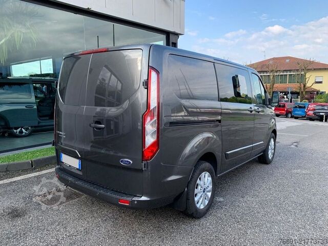 High top van Ford Custom 300 Dop. Cab. 6 posti L1 H1 - Euro 6