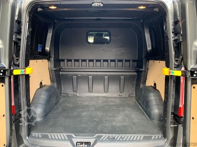 High top van Ford Custom 300 Dop. Cab. 6 posti L1 H1 - Euro 6
