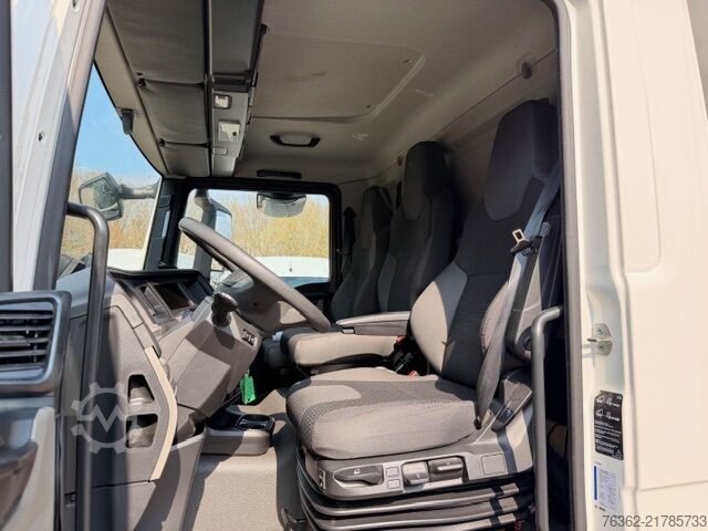 Box truck MAN TGL 12.250 BL 4X2 Koffer+LBW*AHK*KLIMA*K