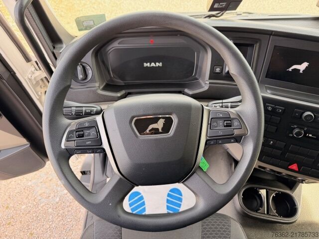 Box truck MAN TGL 12.250 BL 4X2 Koffer+LBW*AHK*KLIMA*K