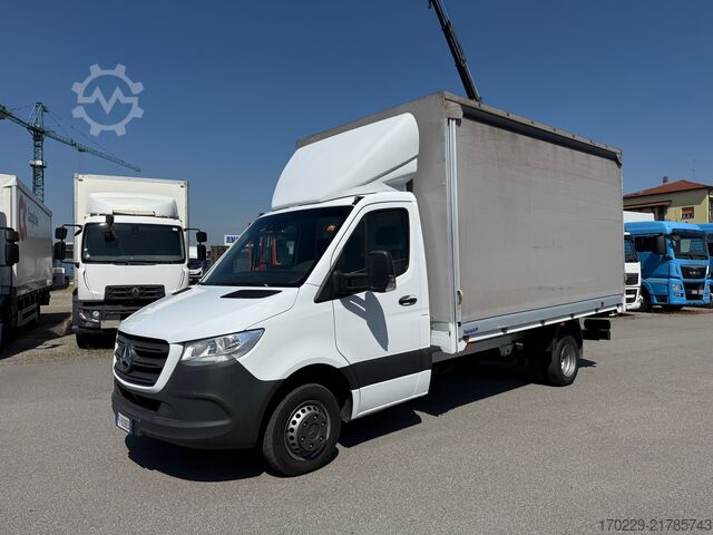 Curtain sider van Mercedes-Benz sprinter 416