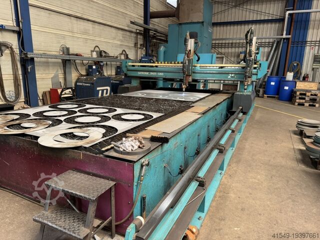 CNC Plasma Cutter SATO Satronik DHD-S 3265