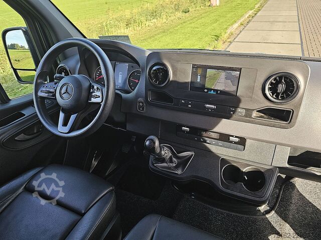 MERCEDES-BENZ SPRINTER 317 L3H2 3.5t tail lift, LED lighting! MERCEDES-BENZ SPRINTER 317 L3H2 3.5T-AHG LED!