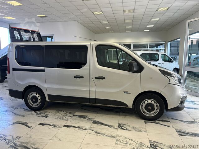 van with seats FIAT Talento
