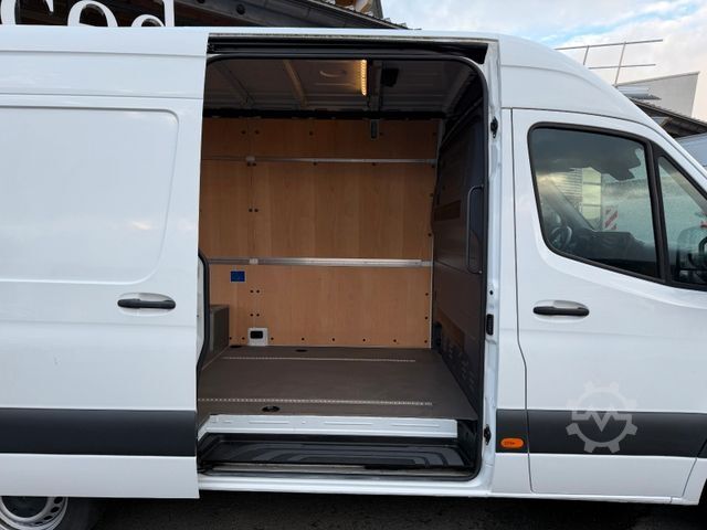 High top van MERCEDES-BENZ Sprinter 317 CDI 3665 Klima 360 SHZ MBUX