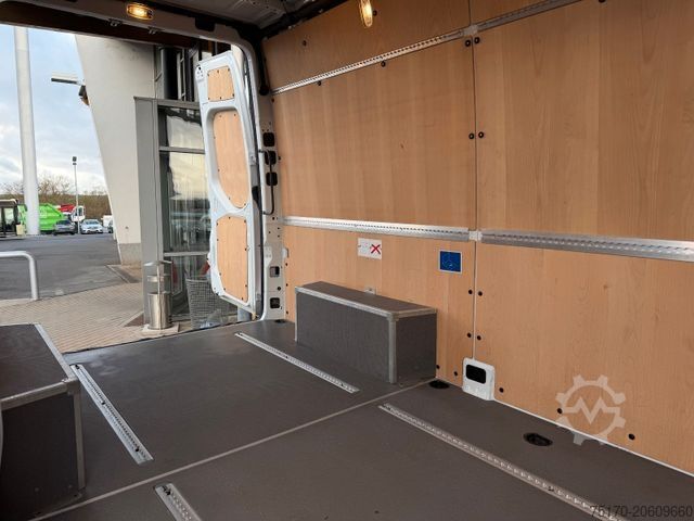 High top van MERCEDES-BENZ Sprinter 317 CDI 3665 Klima 360 SHZ MBUX