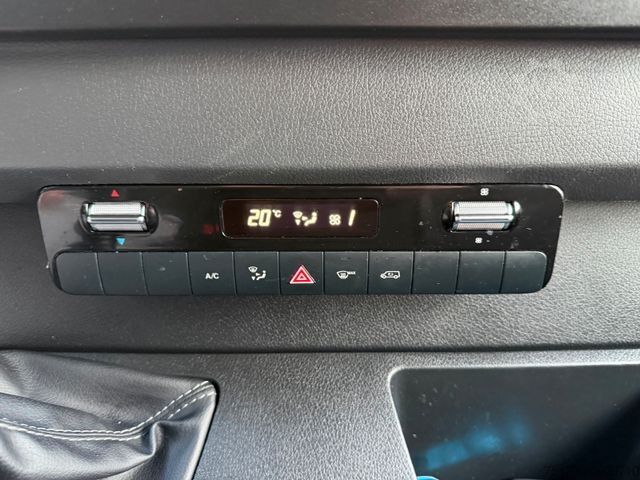 Panel van MERCEDES-BENZ Sprinter 317 CDI 3665 Klima 360 SHZ MBUX