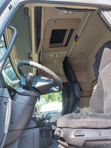 Standard tractor unit MERCEDES-BENZ Actros 1845 LS StreamSpace-Retarder- ALU