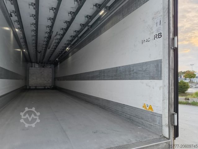 Reefer semitrailer SCHMITZ CARGOBULL SKO24/L-13.4 FP 60- THERMO KING-Rohrbahnen