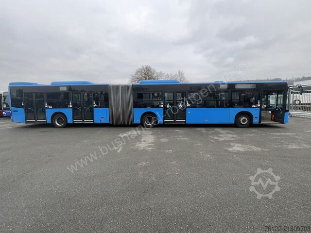 Articulated bus Mercedes-Benz Conecto G