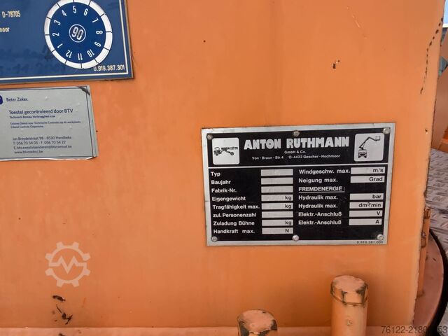 Truck aerial platform Mercedes-Benz 1117