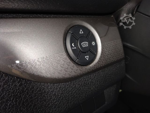 Campervan PÖSSL Campster 177PS Autm. Aufstelldach