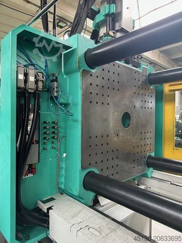 Injection molding machine Arburg 820S 4000-2100/400