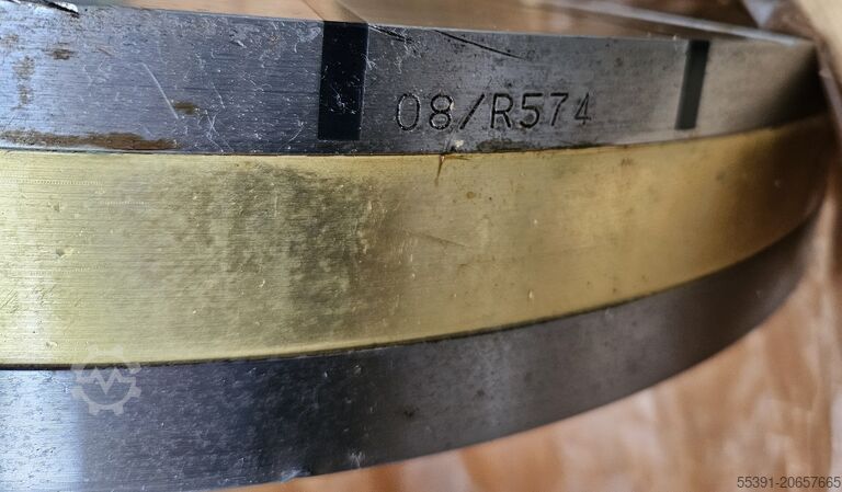 Switchable permanent magnet round chuck