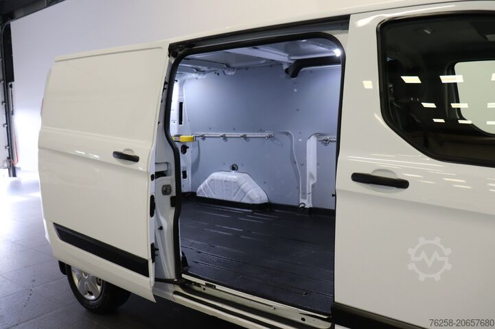 Delivery van Ford Transit Custom 2.0 TDCI 130PK L2 EURO 6 - Airco...