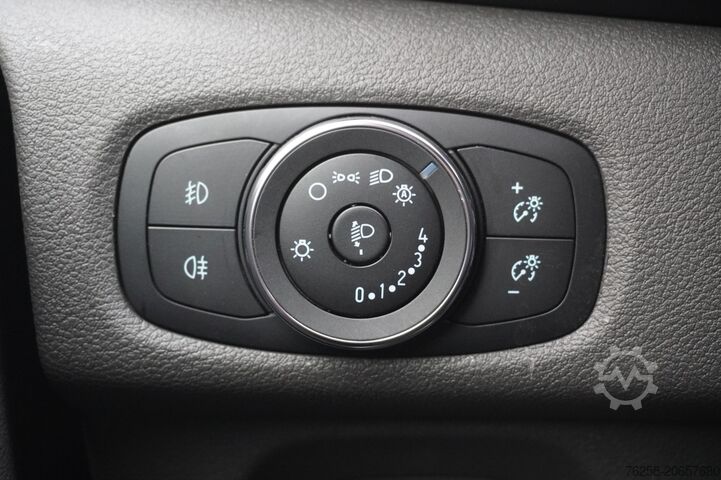 Delivery van Ford Transit Custom 2.0 TDCI 130PK L2 EURO 6 - Airco...