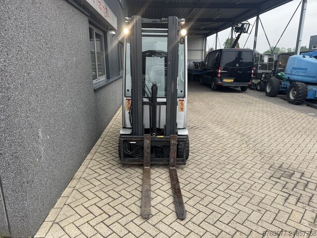 Still RX 70-18 Triplex 470 Freelift / Sideshift / 4th Function LPG 2009 STILL RX 70-18 Triplo 470 Freelift / Sideshift / 4e Functie LPG 2009