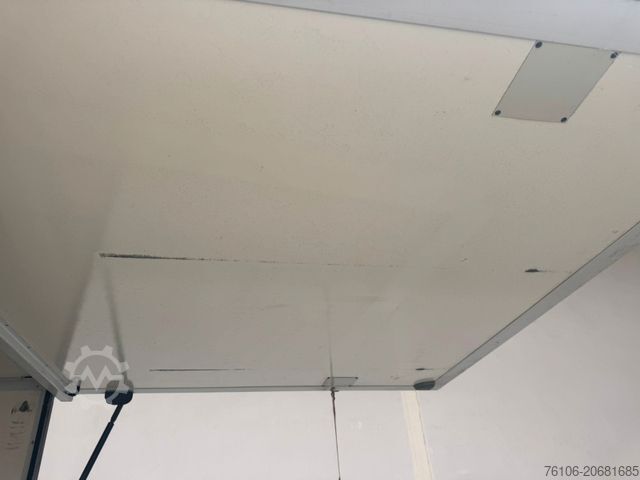 Box van RENAULT Master Tiefrahmenkoffer mit Rampe *Kamera*