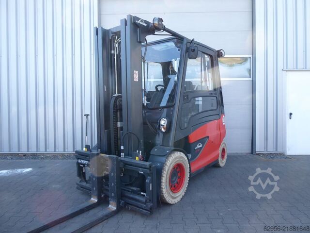 Electric 4-wheel forklift Linde E45HL/600