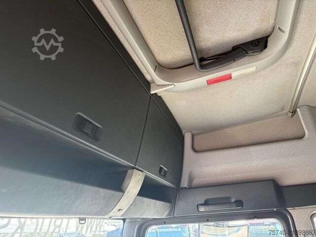 Box body MAN TGS 18.360 + ISOLATION FABRIC INCL ENGINE + BDF...