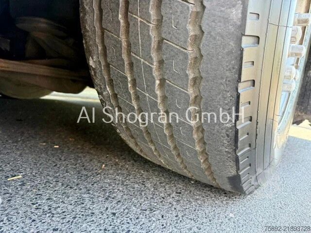 Loading platform Volvo FH 500 8x4 / HMF 5020 K6 + Fly Jip K5 Funk / Eu6