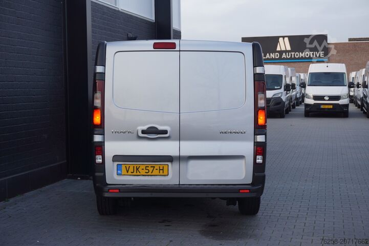 Kastenwagen Renault Trafic 2.0 dCi 120PK 2x schuifdeur EURO 6 - Air...