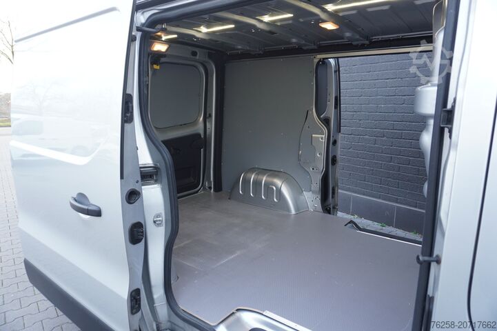 Kastenwagen Renault Trafic 2.0 dCi 120PK 2x schuifdeur EURO 6 - Air...