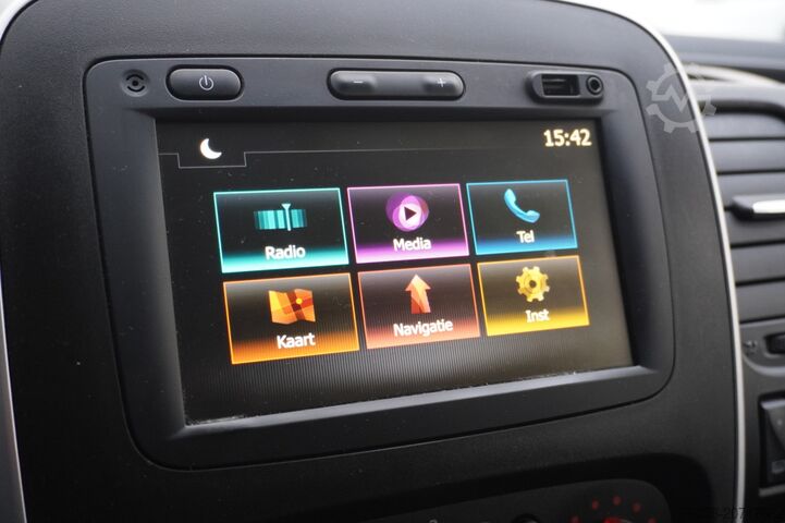 Kastenwagen Renault Trafic 2.0 dCi 120PK 2x schuifdeur EURO 6 - Air...