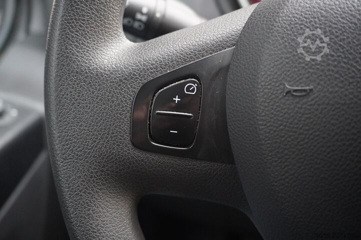 Kastenwagen Renault Trafic 2.0 dCi 120PK 2x schuifdeur EURO 6 - Air...