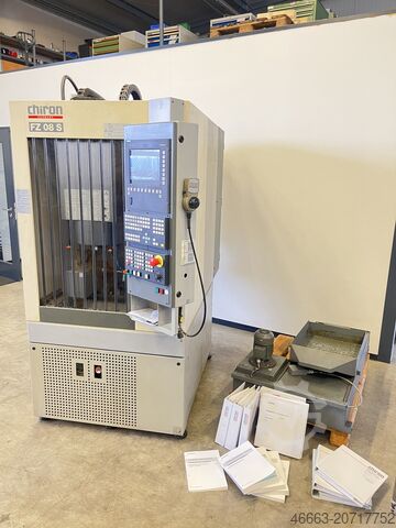 Bearbeitungszentrum + 4. Achse Peiseler Chiron FZ08S