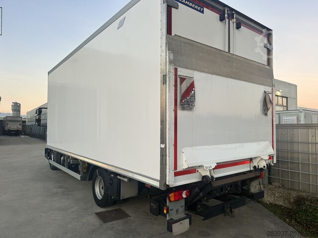 Izotermisches Kühlfahrzeugisotherme Kühltransporter Iveco ML 75