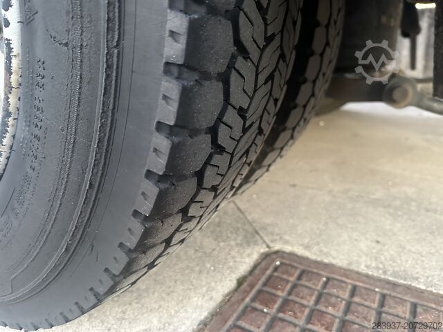 Izotermisches Kühlfahrzeugisotherme Kühltransporter Iveco ML 75