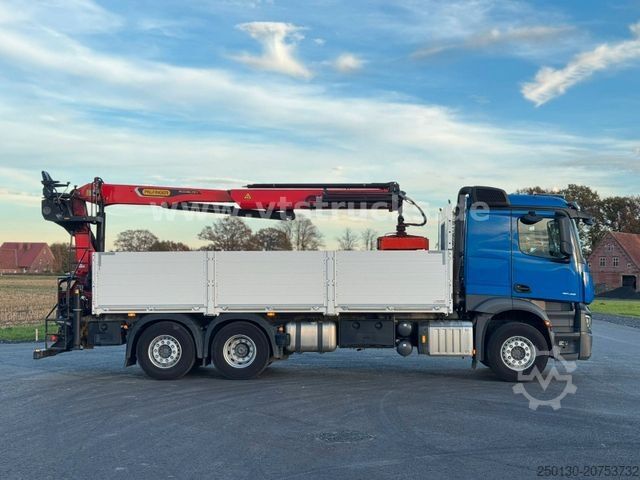 LKW mit Pritsche & Plane MERCEDES-BENZ Actros 2545 MP5 6x2 Palfinger 23.001 Tec3