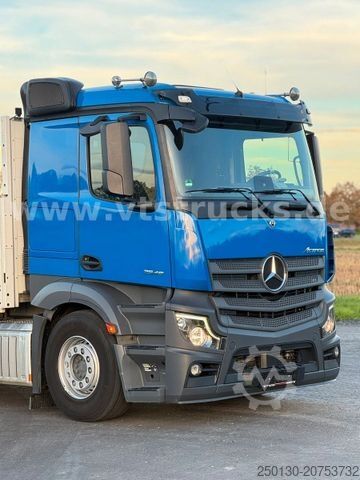 LKW mit Pritsche & Plane MERCEDES-BENZ Actros 2545 MP5 6x2 Palfinger 23.001 Tec3