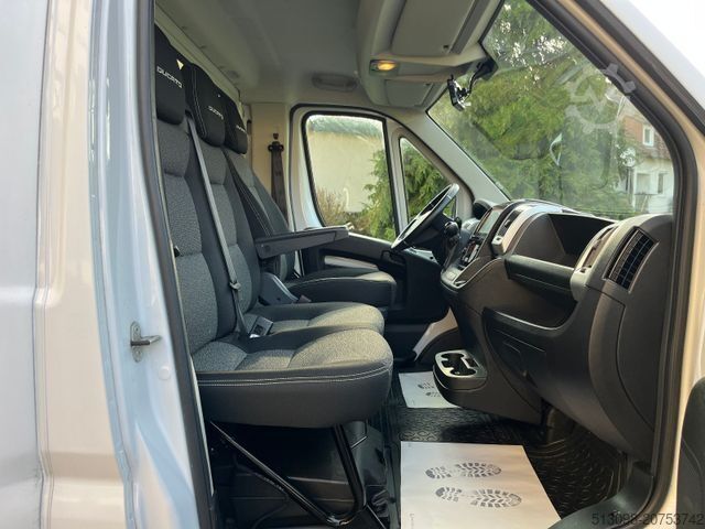 Transporter mit Koffer FIAT DUCATO XXXL KOFFER MIT LBW TEMPOMAT KAMERA LED