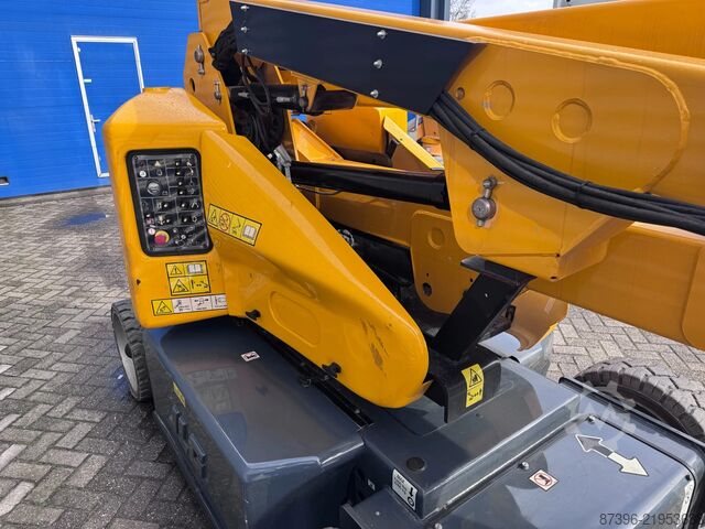 Articulated boom lift JLG E400AJPN Hoogwerker Knikarmhoogwerker