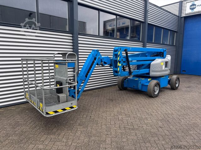 Articulated boom lift Genie Z45/25J DC Hoogwerker Knikarmhoogwerker