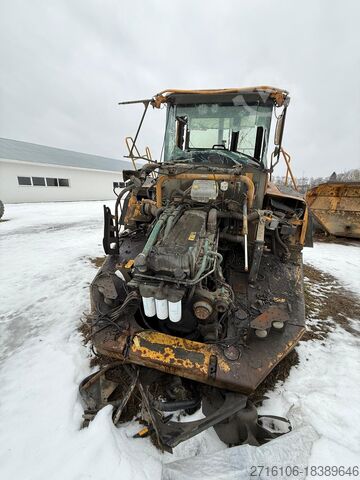Crawler excavator Volvo EC460BLC