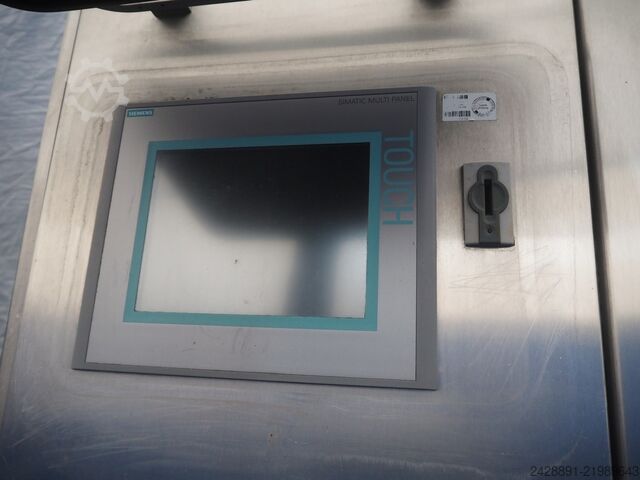 Portioning machine with Busch vacuum pump MAJA FP 100