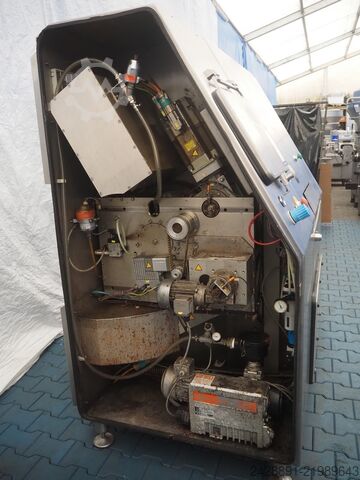 Portioning machine with Busch vacuum pump MAJA FP 100
