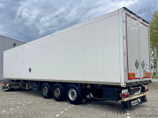 Koffer Schmitz Cargobull SAF AXLES, DISC BRAKES