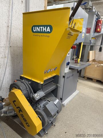 Wood shredder UNTHA LR 520